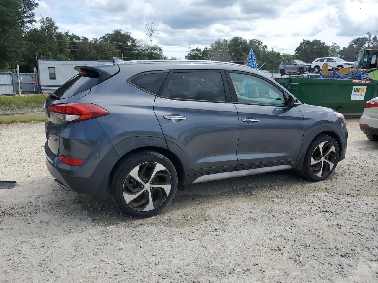 2017 HYUNDAI TUCSON