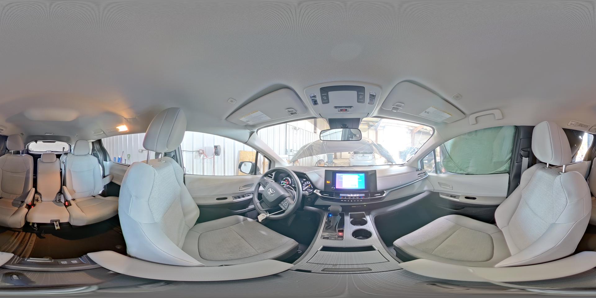 2025 TOYOTA SIENNA