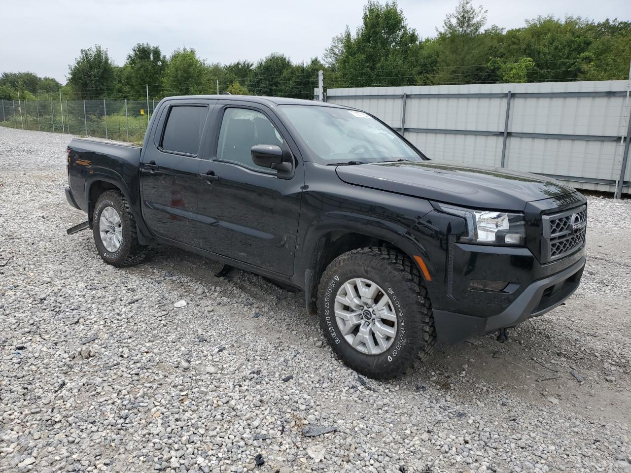 2022 NISSAN Frontier
