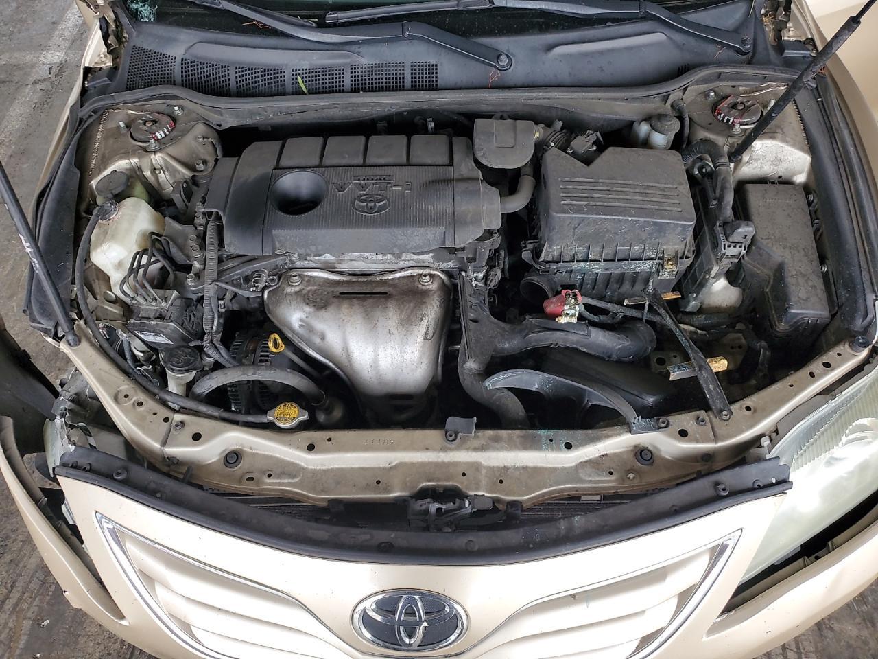 2011 TOYOTA CAMRY