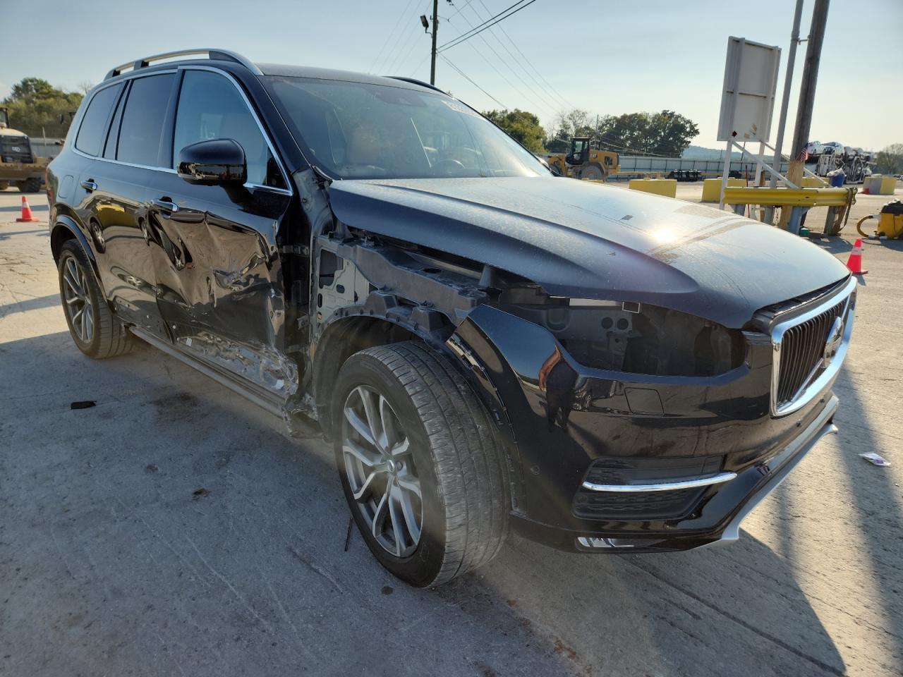 2019 VOLVO XC90