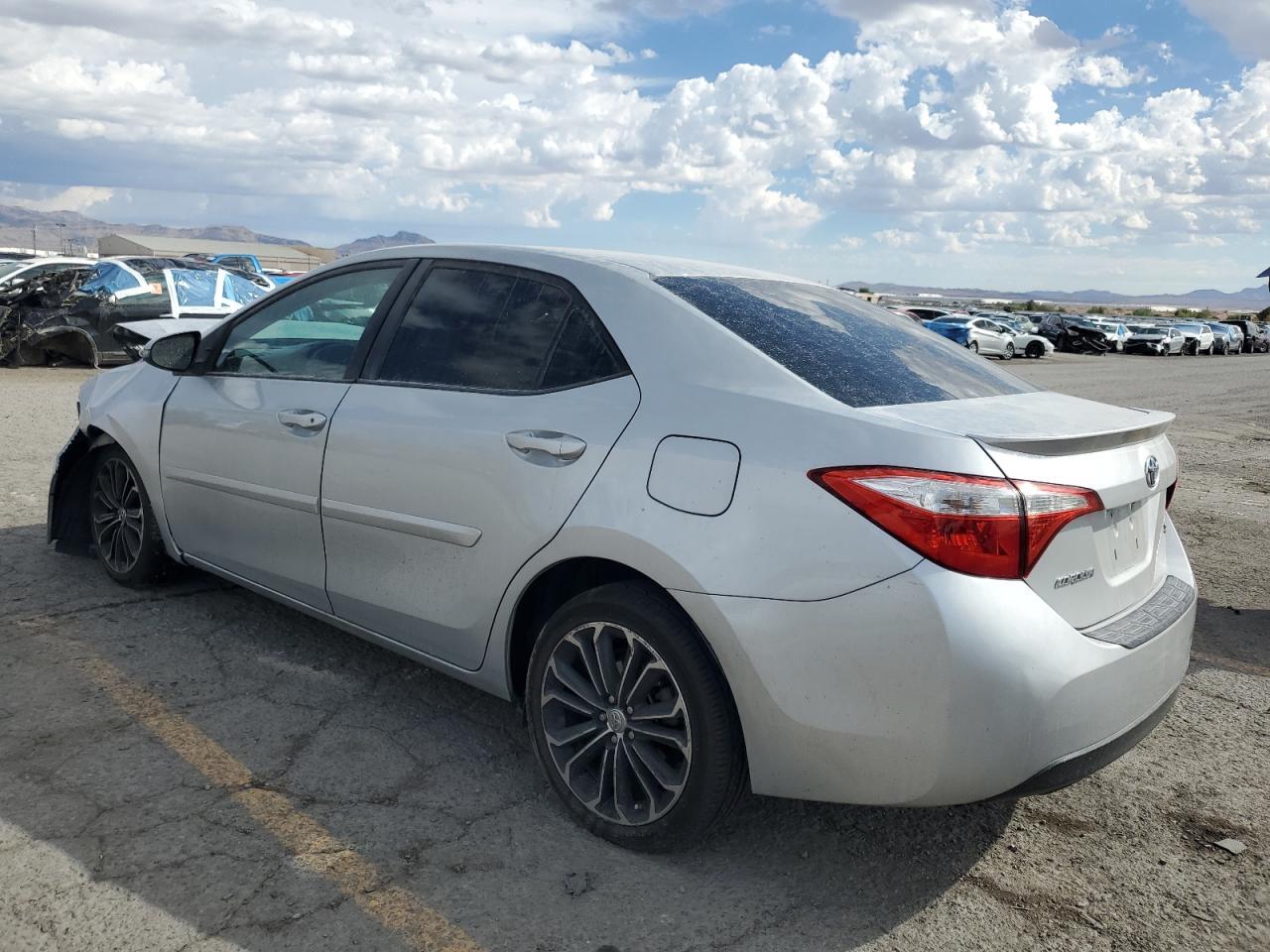 2015 TOYOTA COROLLA