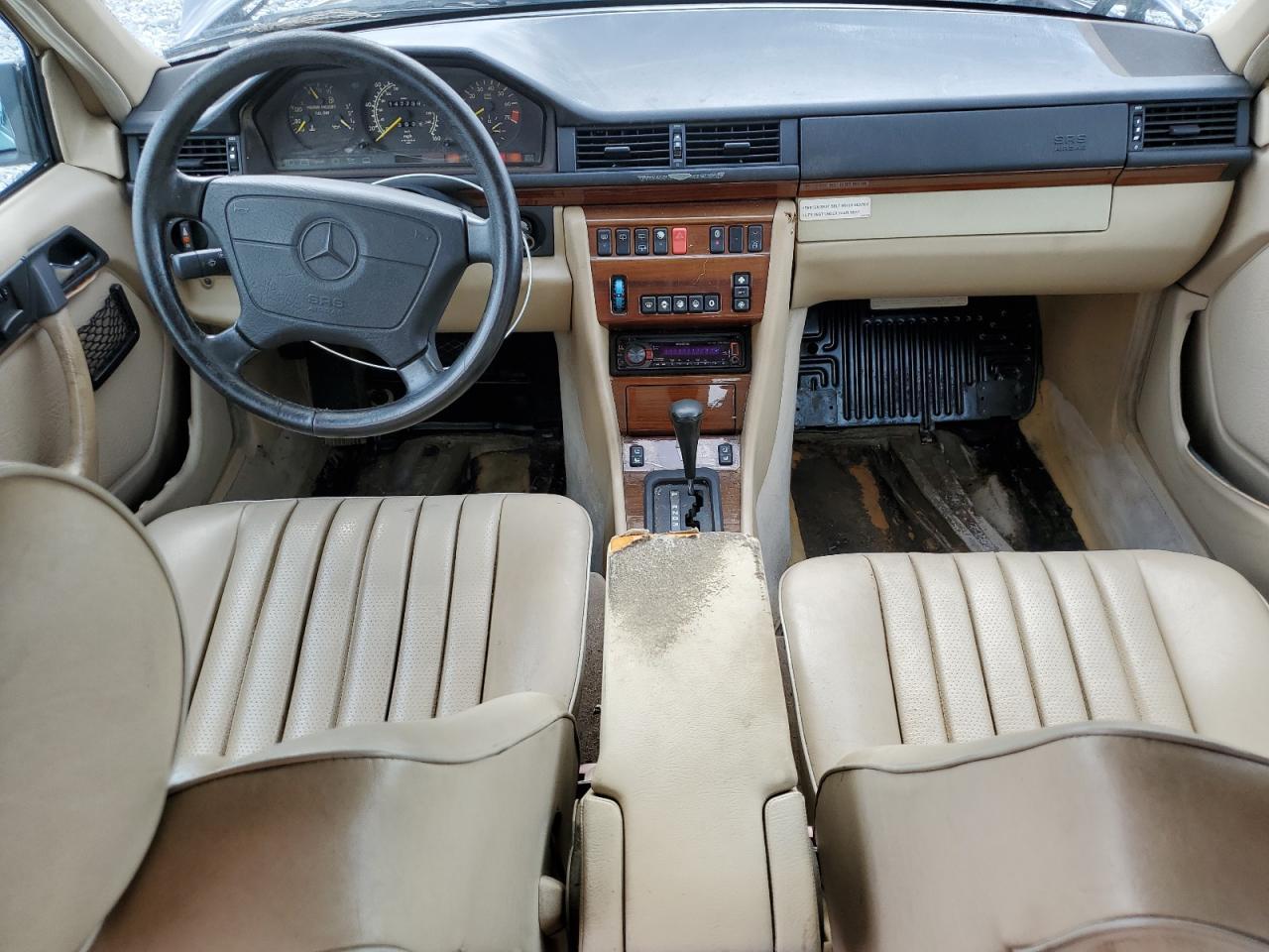 1995 MERCEDES-BENZ E-Class