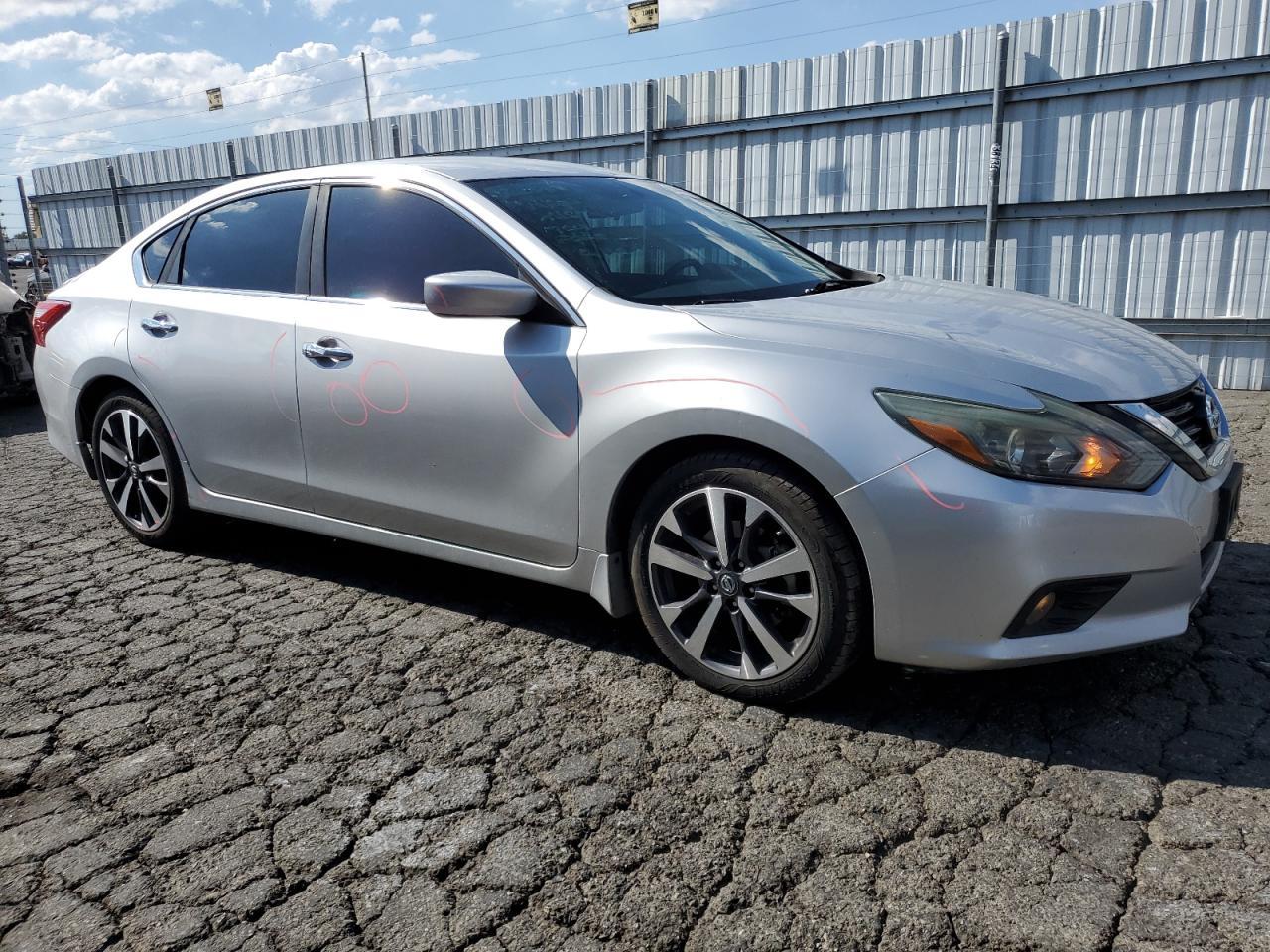 2016 NISSAN ALTIMA