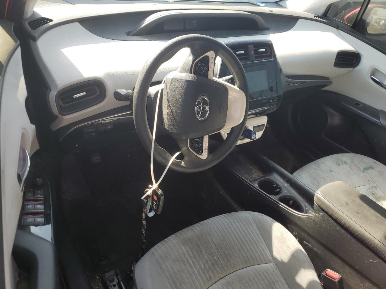 2017 TOYOTA PRIUS