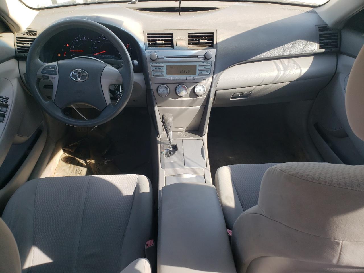 2010 TOYOTA CAMRY