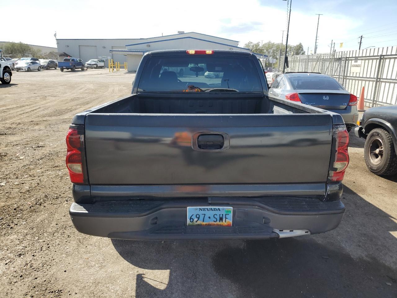 2004 CHEVROLET Silverado