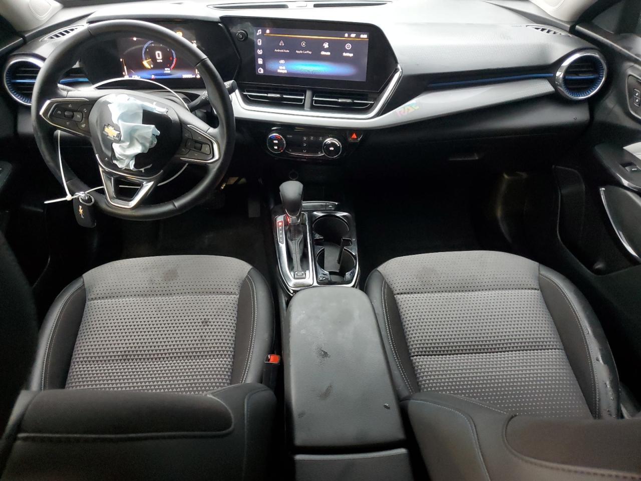 2025 CHEVROLET TRAX