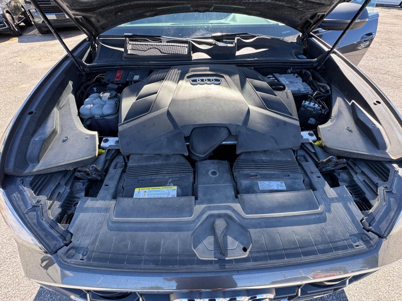 2019 AUDI Q8