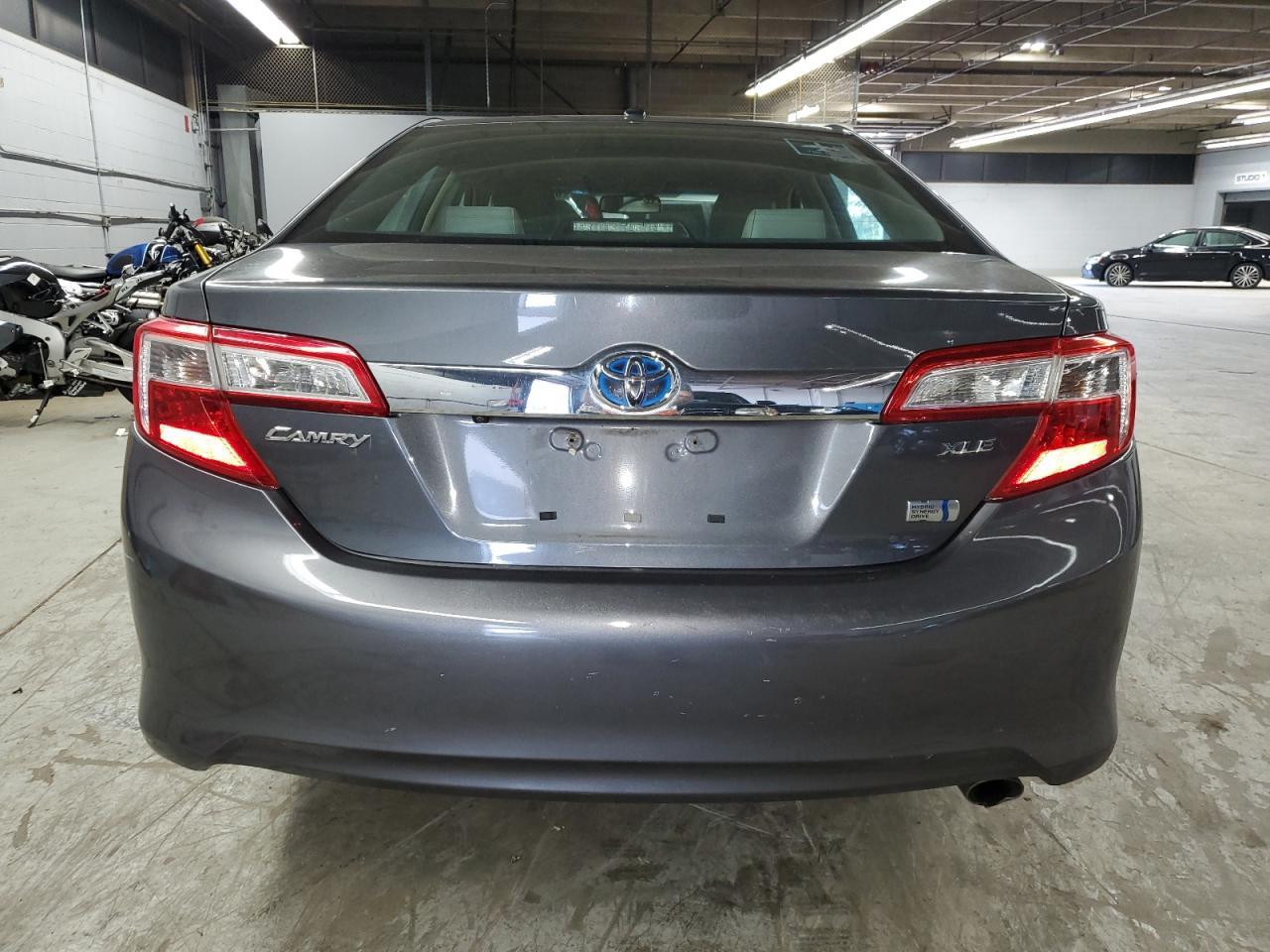 2012 TOYOTA CAMRY
