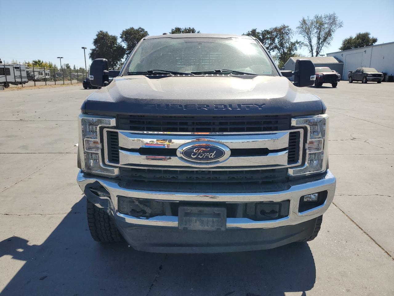 2017 FORD F-350