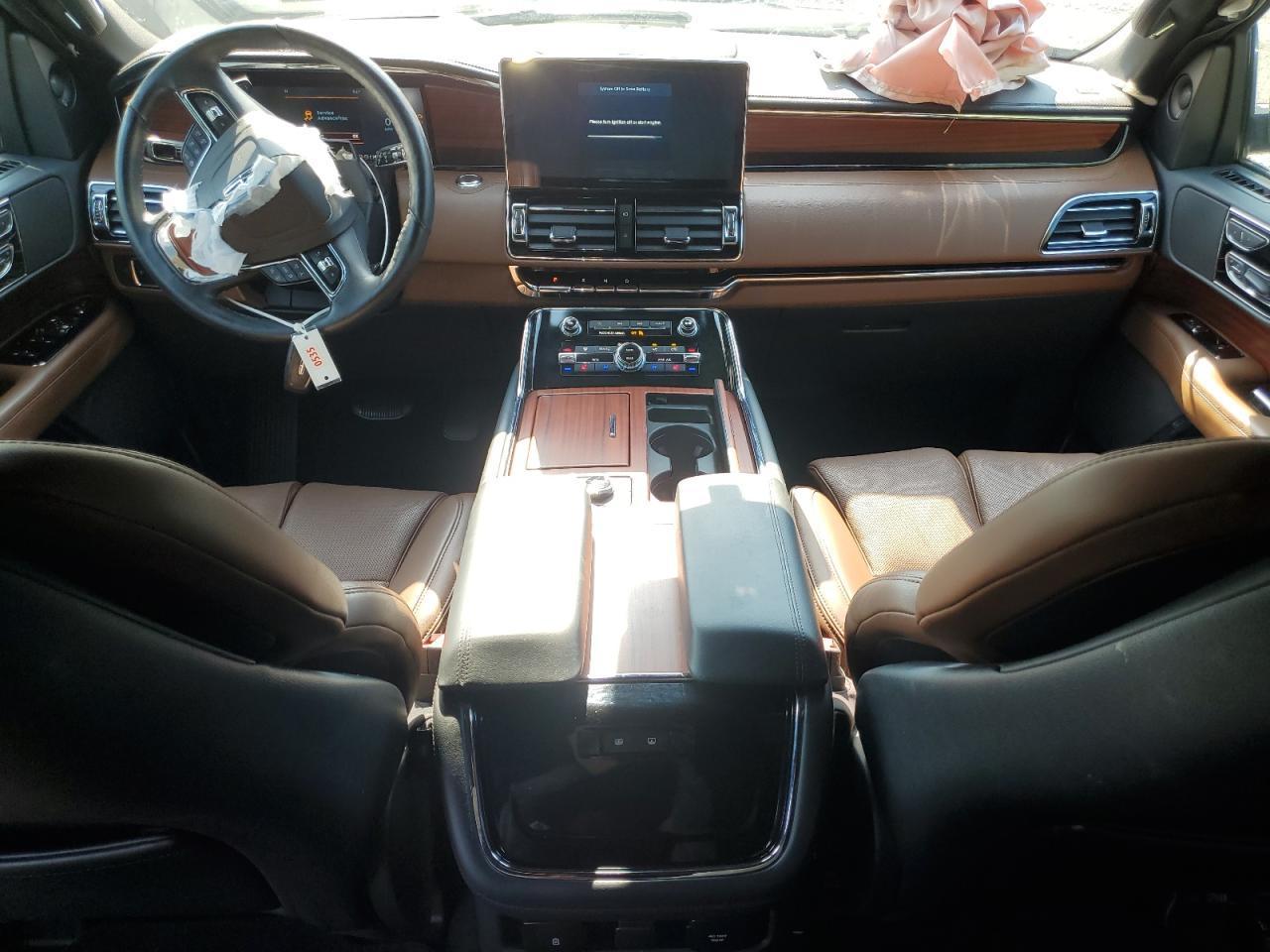 2024 LINCOLN Navigator