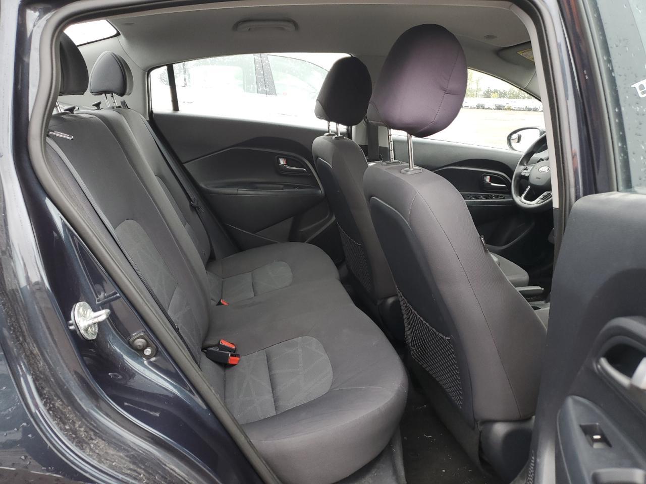 2013 KIA RIO