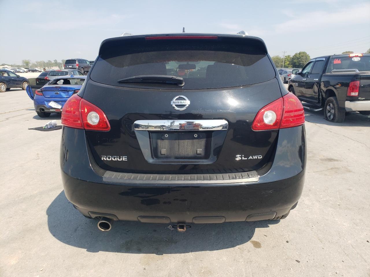 2013 NISSAN ROGUE