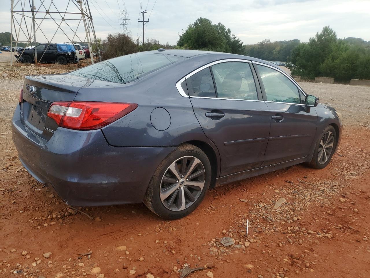 2015 SUBARU Legacy