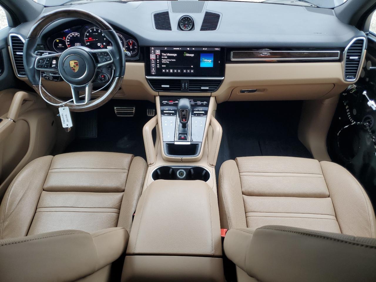 2021 PORSCHE CAYENNE