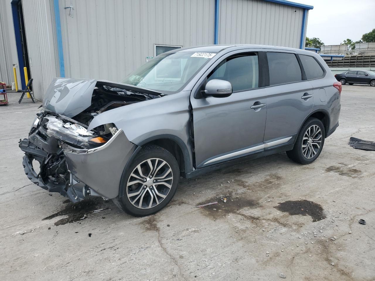 2018 MITSUBISHI outlander