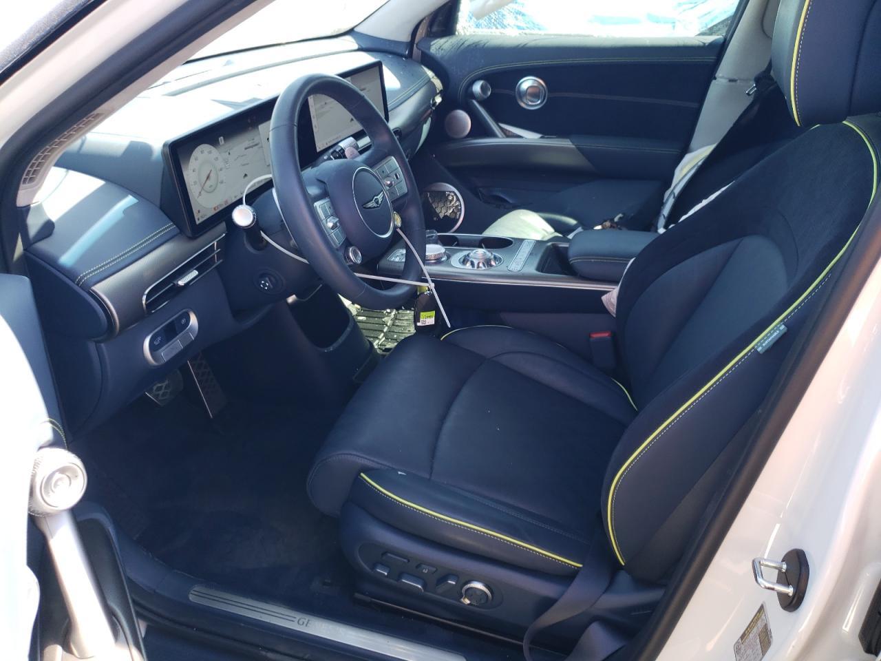2023 GENESIS GV60