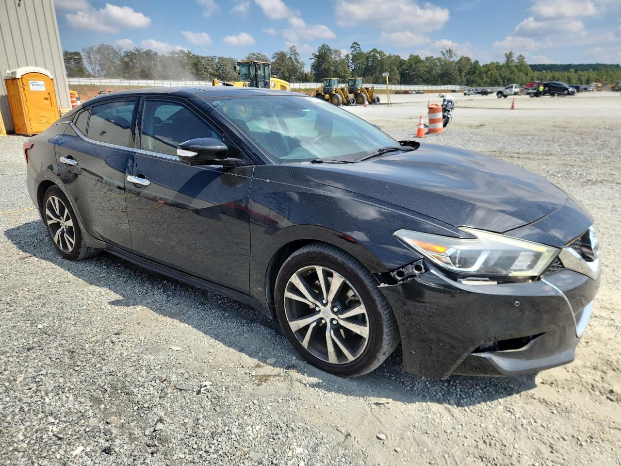 2016 NISSAN Maxima