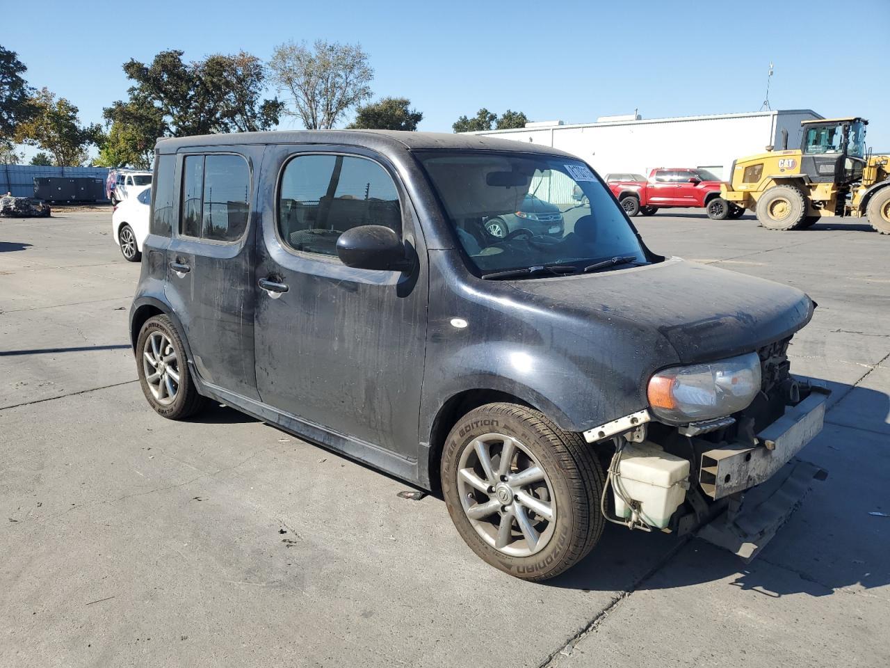 2010 NISSAN CUBE
