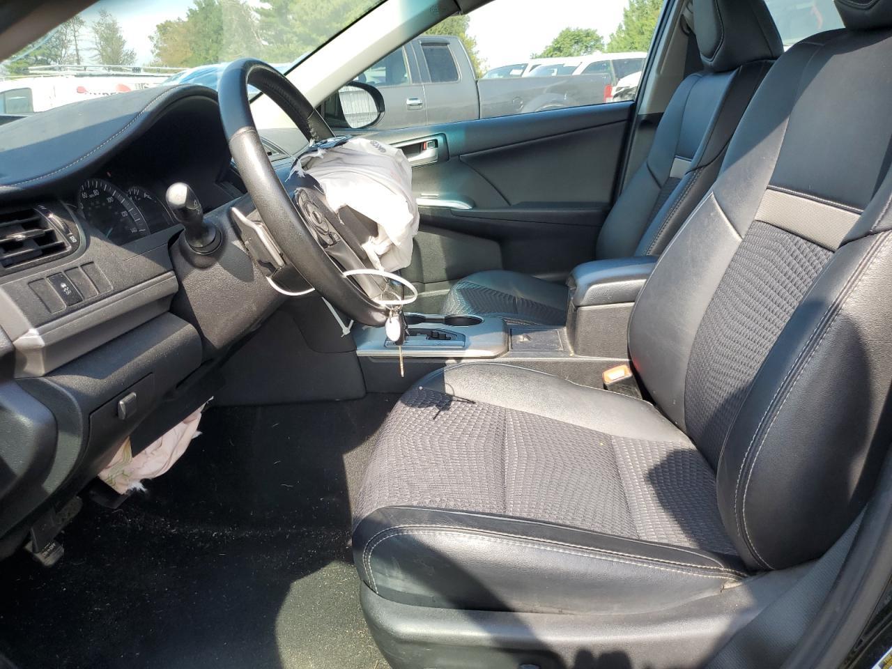 2014 TOYOTA CAMRY