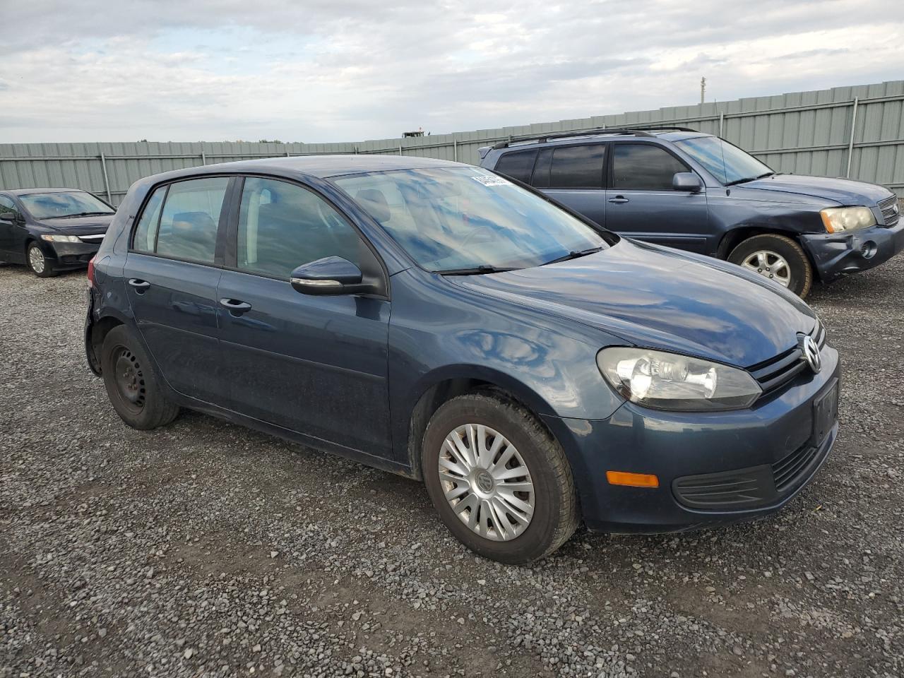 2011 VOLKSWAGEN GOLF