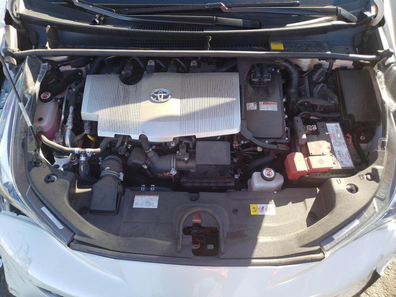 2017 TOYOTA PRIUS