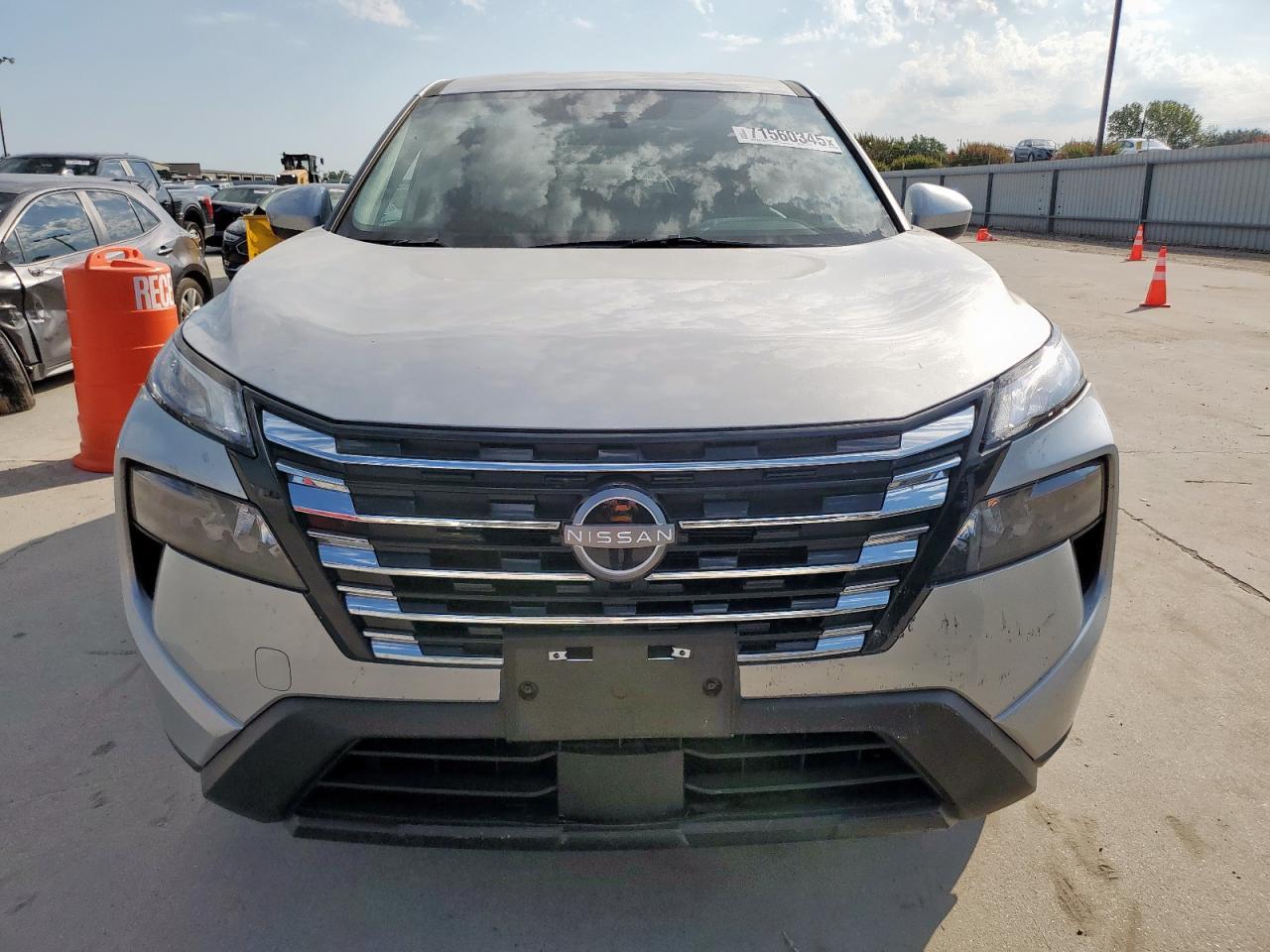 2025 NISSAN ROGUE