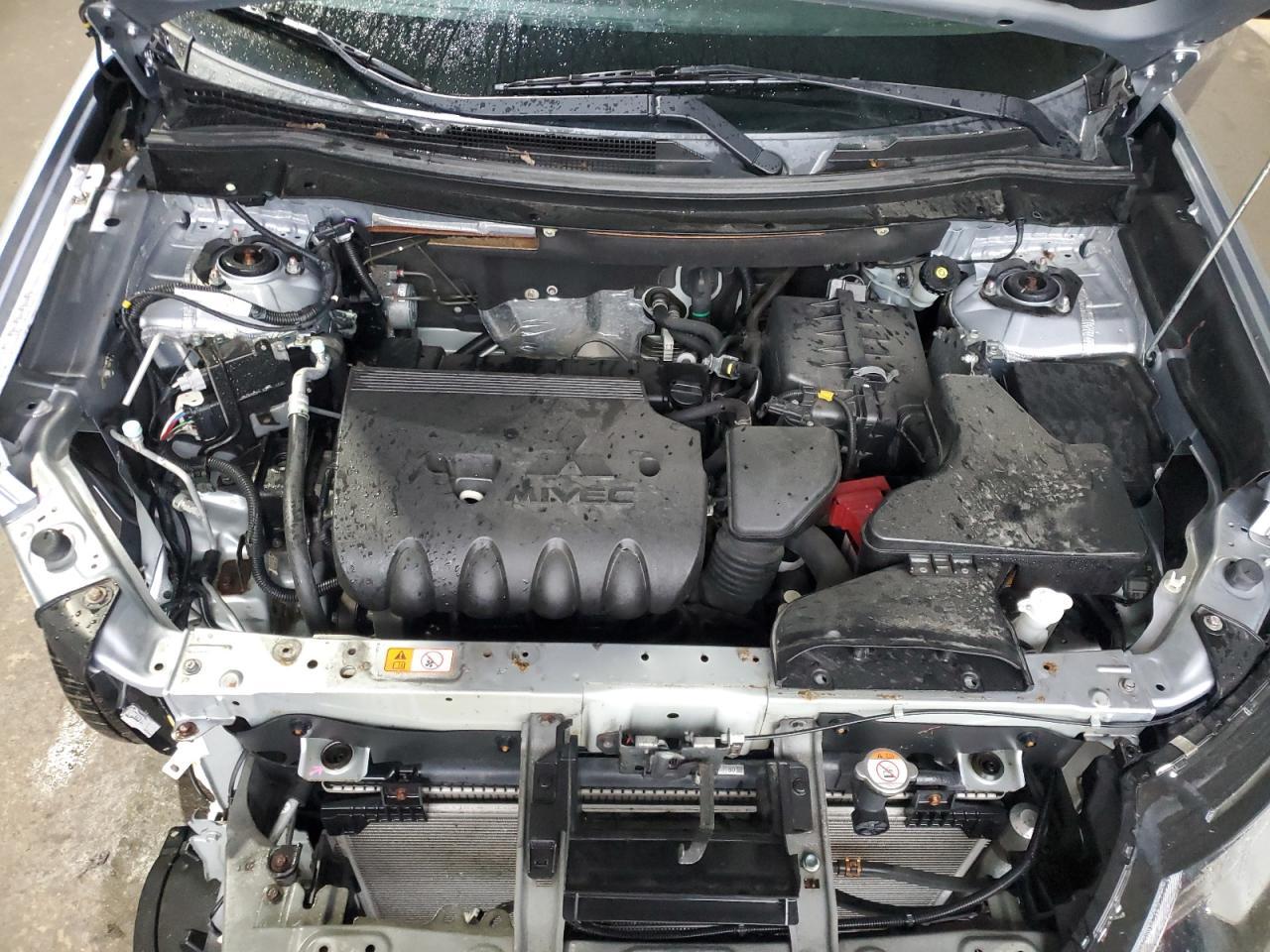 2016 MITSUBISHI outlander