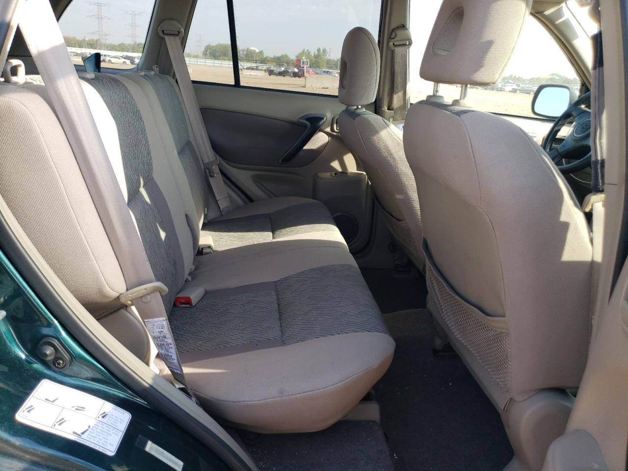 2002 TOYOTA RAV4
