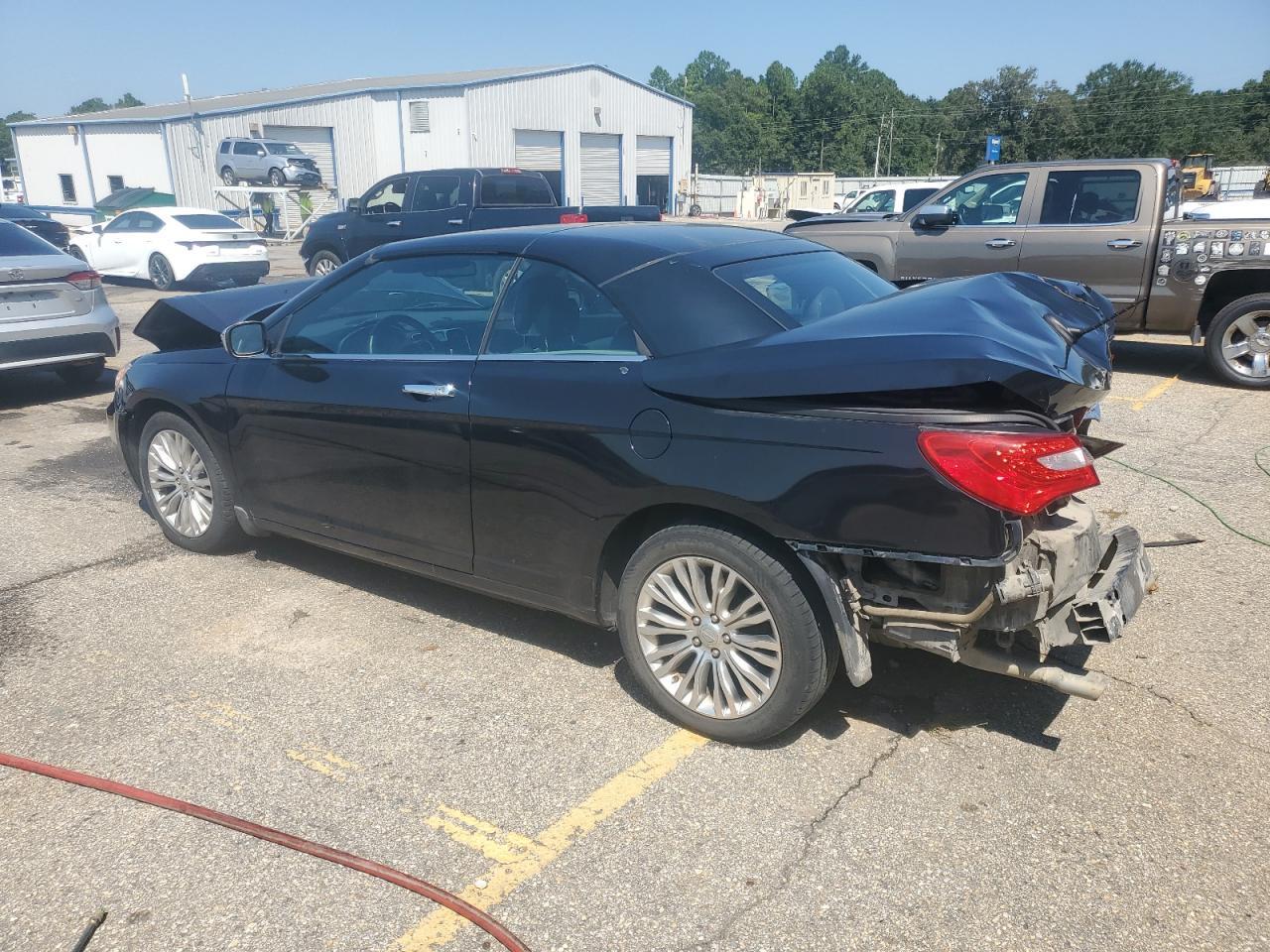2014 CHRYSLER 200