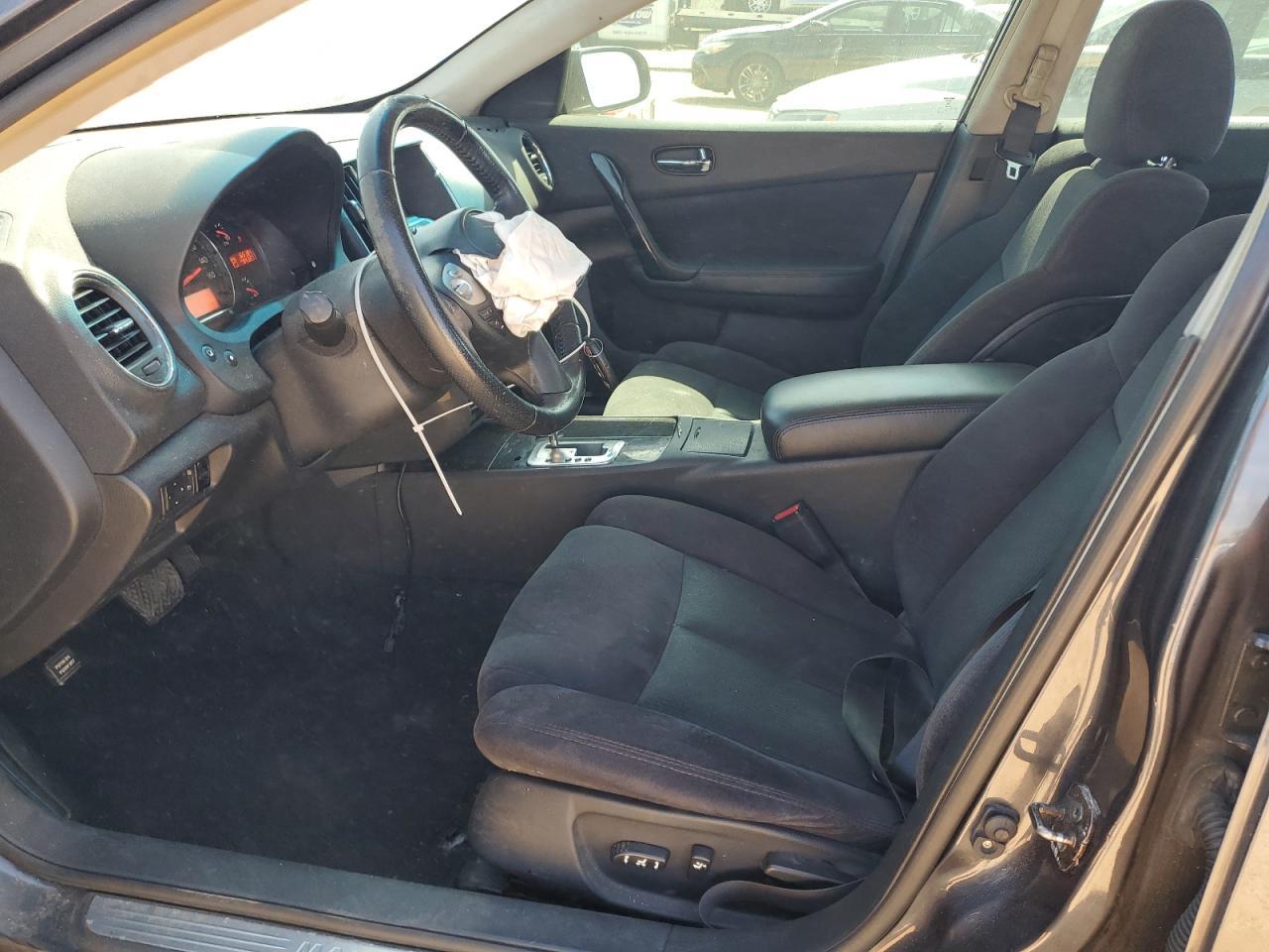 2010 NISSAN Maxima