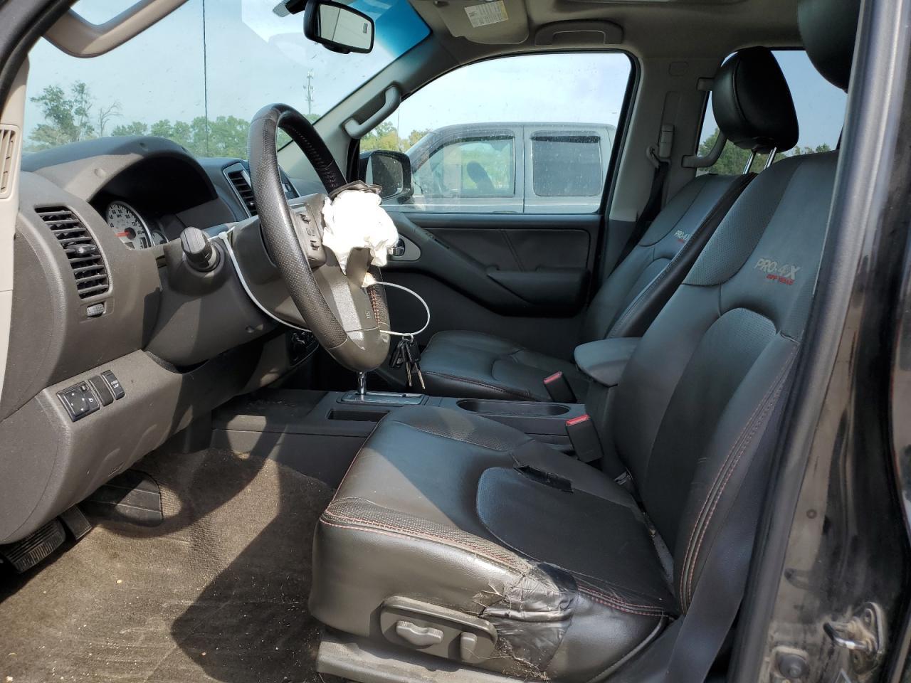 2012 NISSAN Frontier