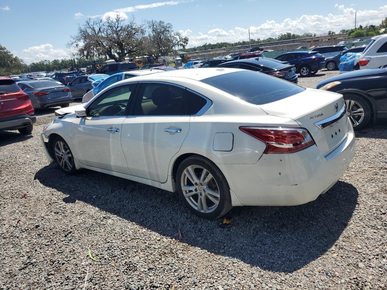 2013 NISSAN ALTIMA