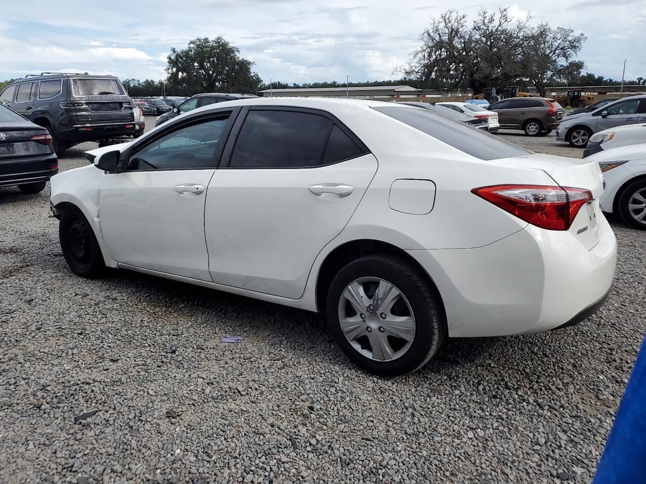2015 TOYOTA COROLLA