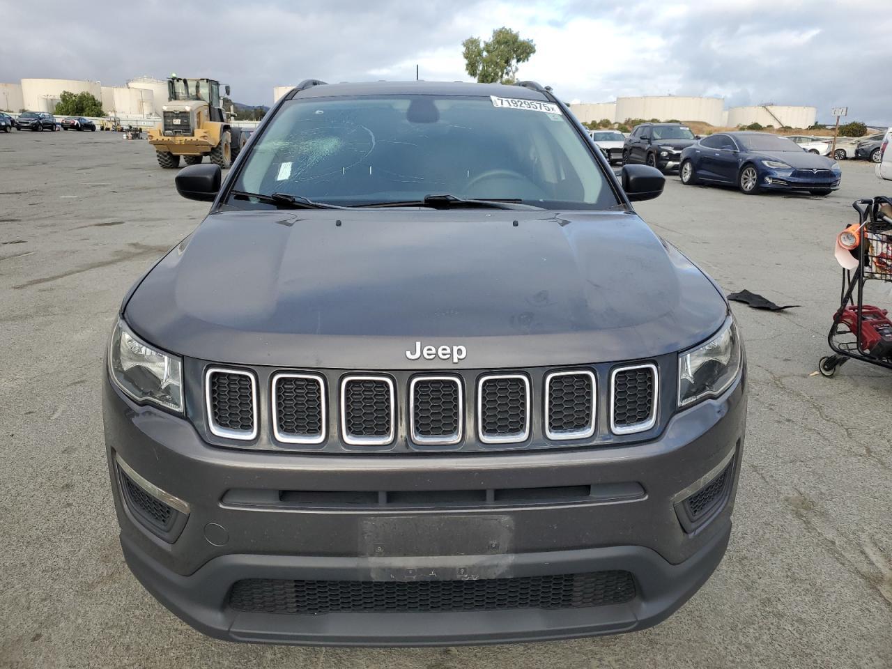 2018 JEEP Compass