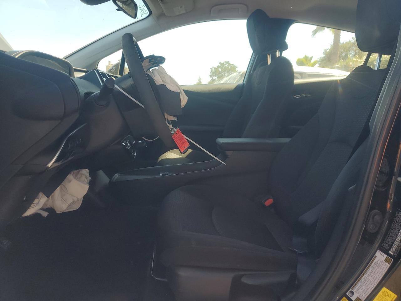 2022 TOYOTA PRIUS