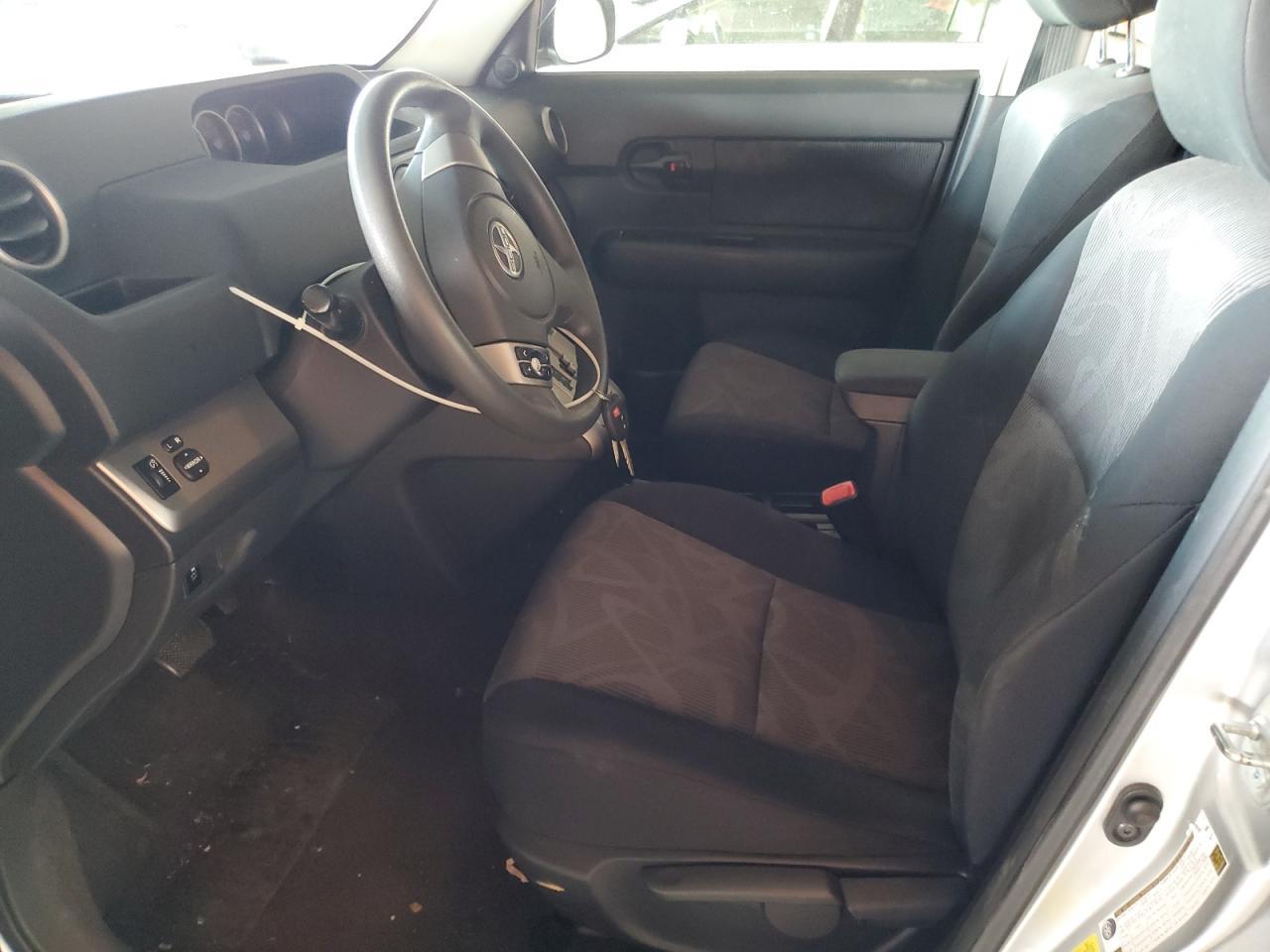 2014 TOYOTA SCION