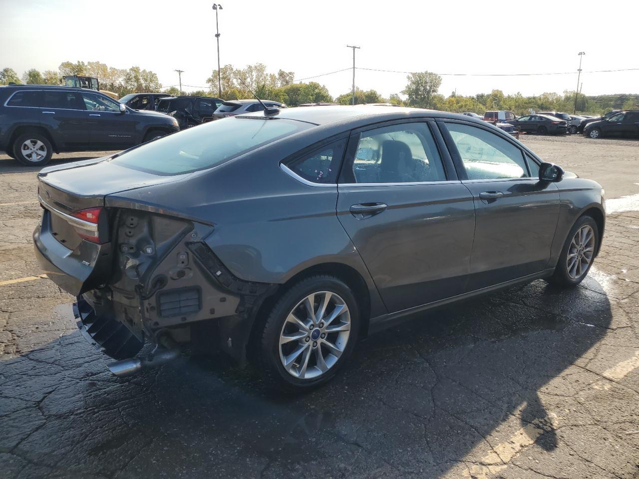 2017 FORD FUSION