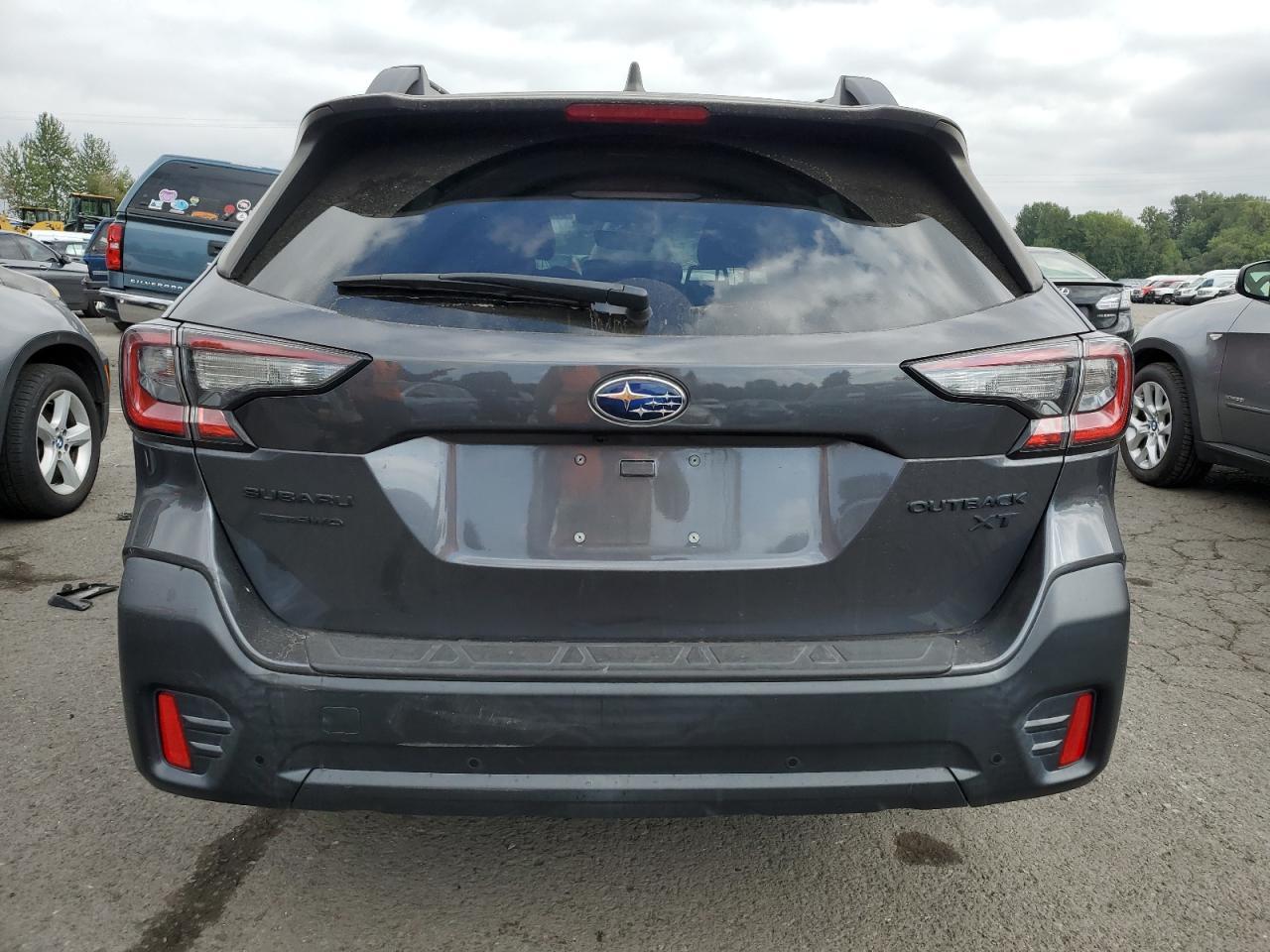 2021 SUBARU Outback