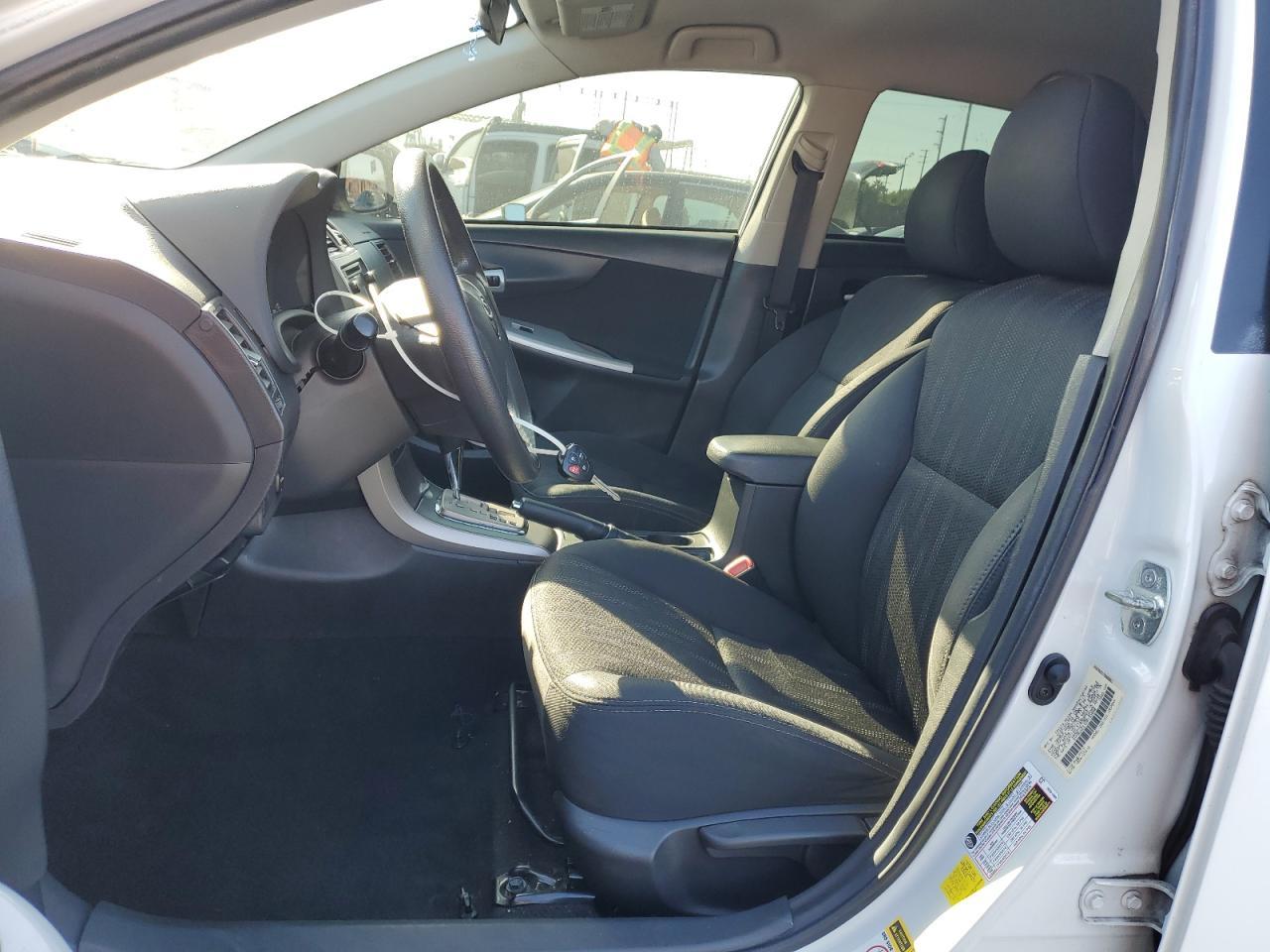 2013 TOYOTA COROLLA