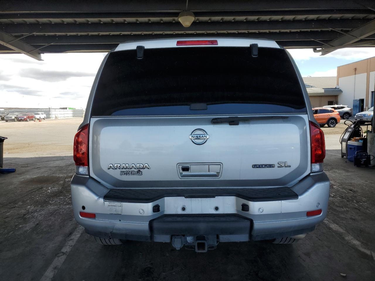 2013 NISSAN Armada