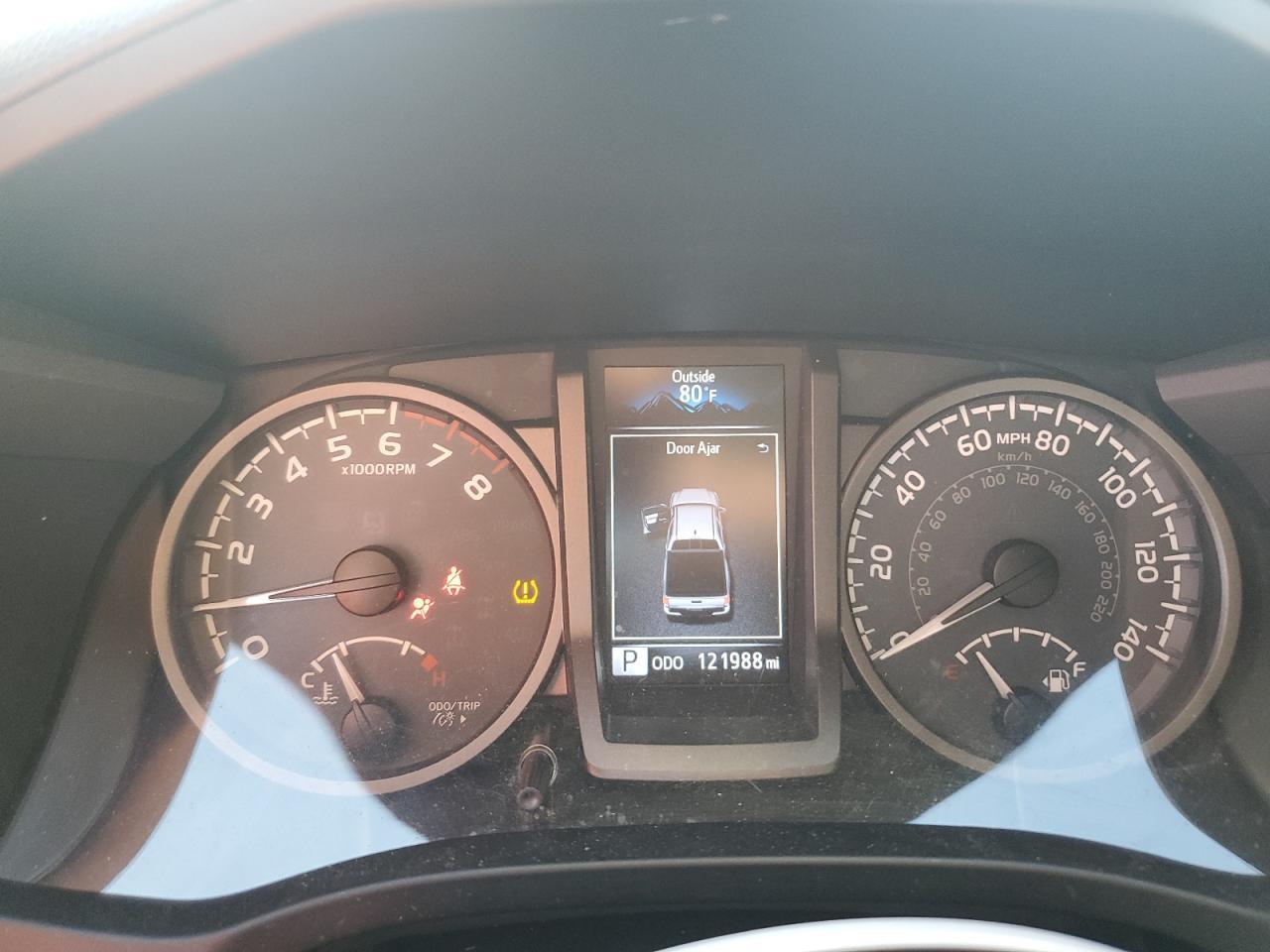 2018 TOYOTA TACOMA