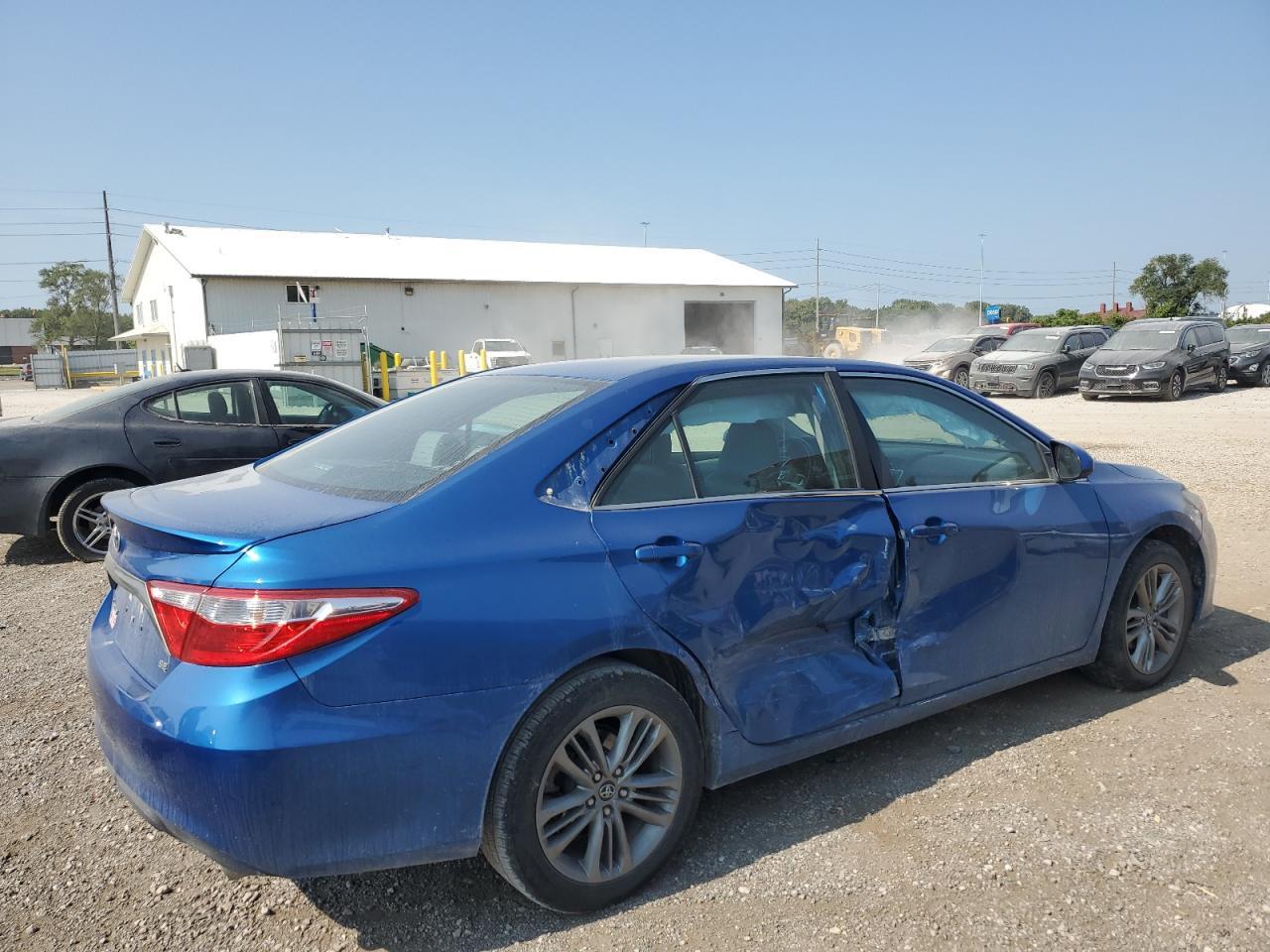 2017 TOYOTA CAMRY