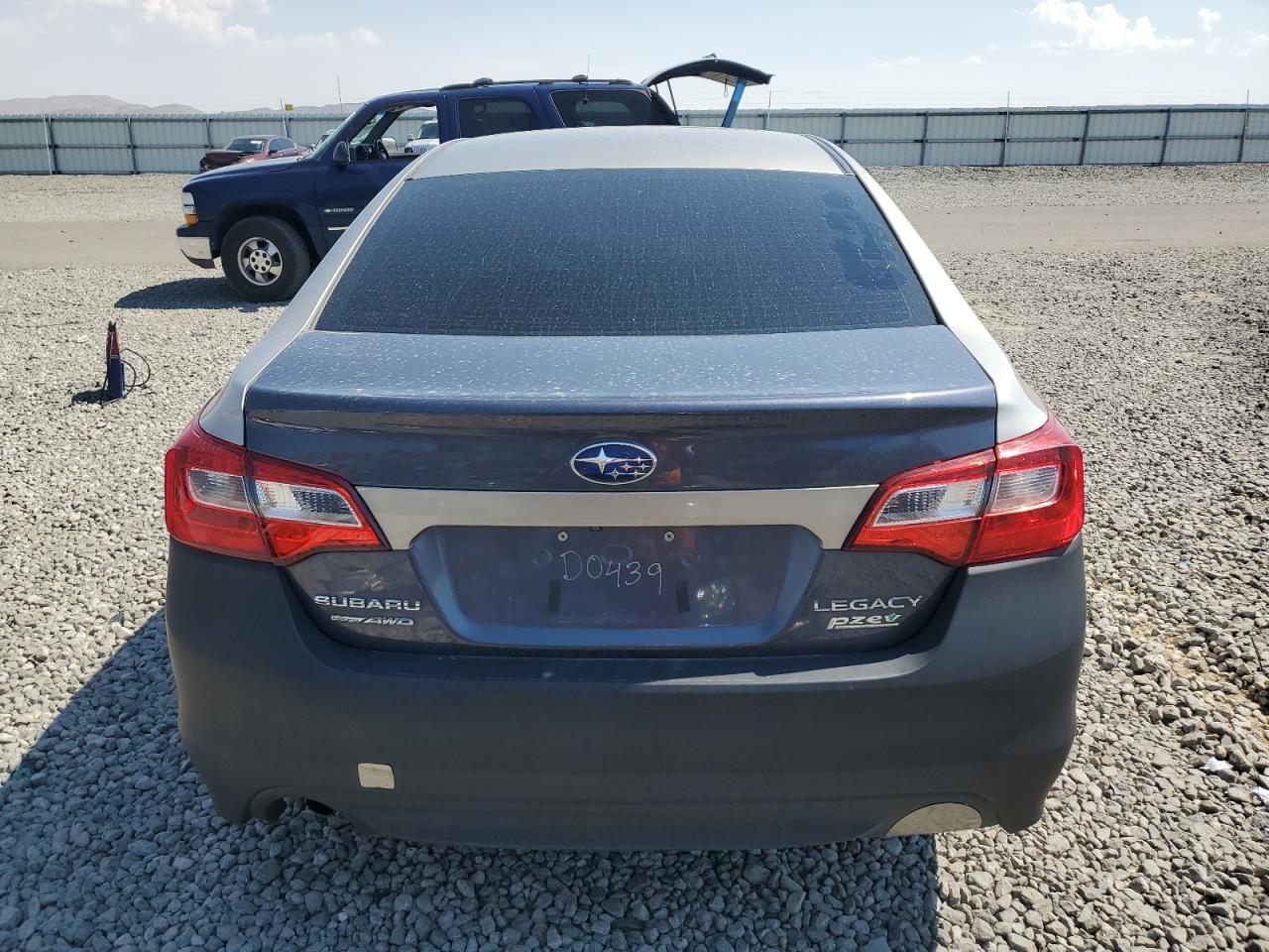2017 SUBARU Legacy