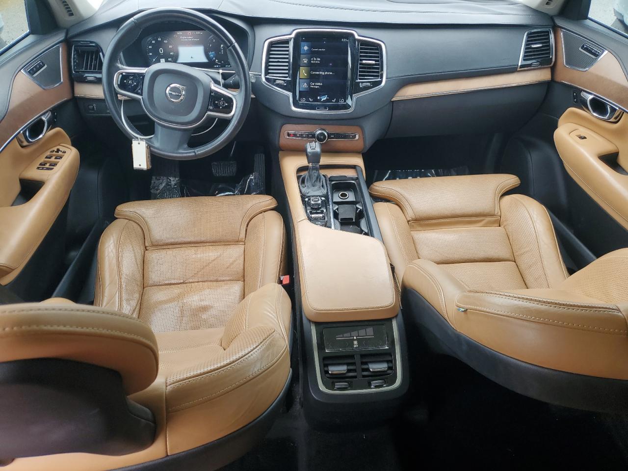 2016 VOLVO XC90