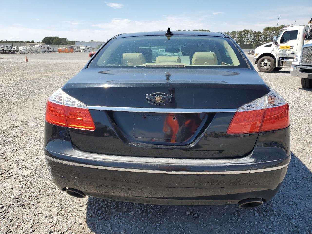 2009 HYUNDAI GENESIS