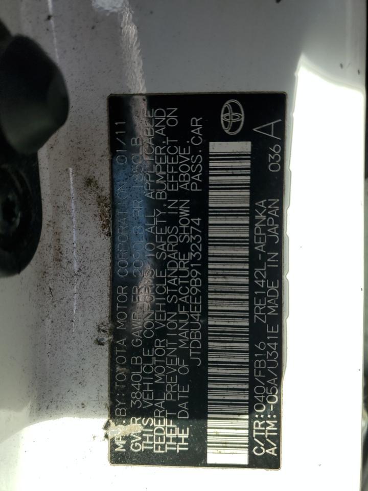 2011 TOYOTA COROLLA