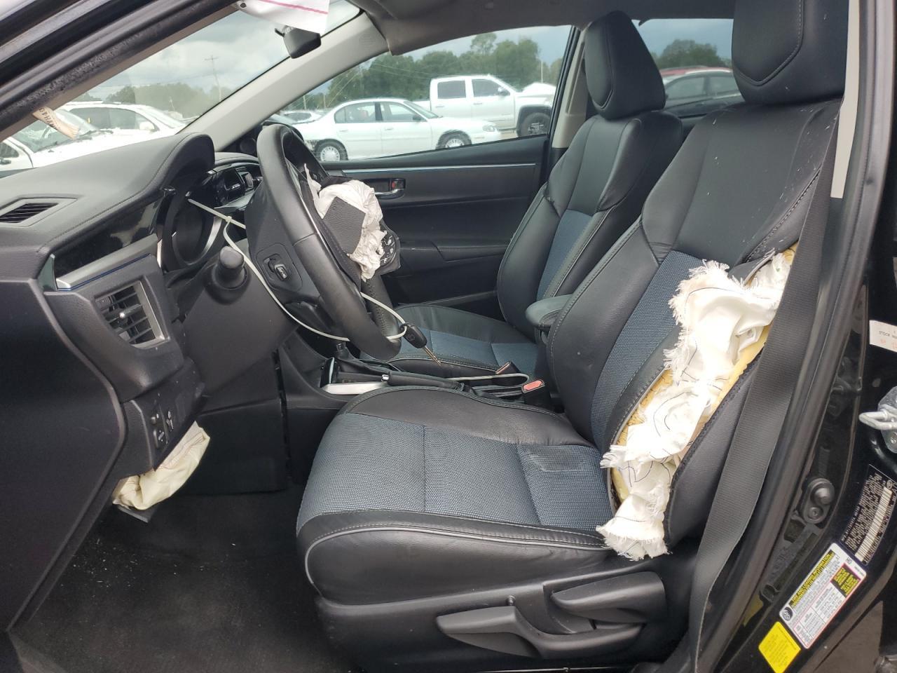 2015 TOYOTA COROLLA