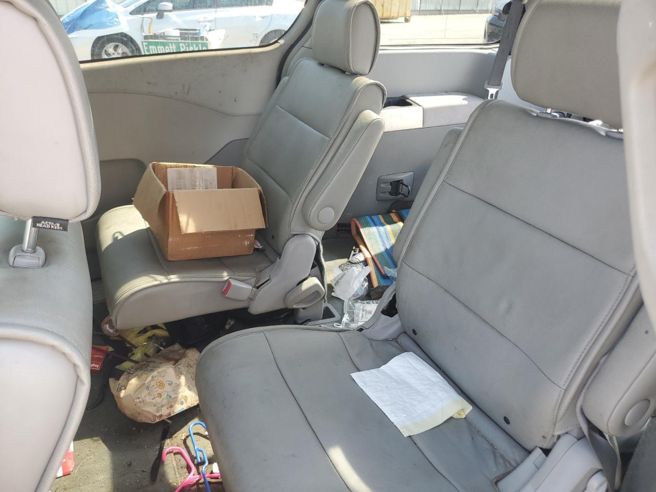 2006 NISSAN Quest